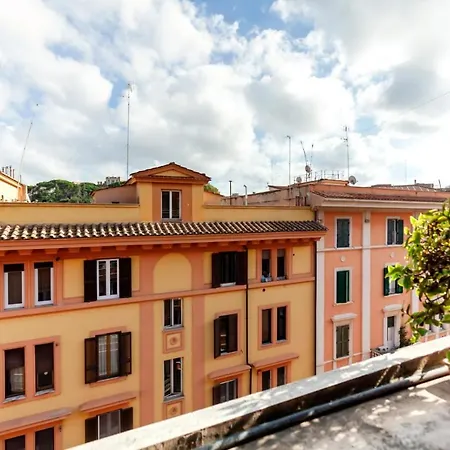 Cavalleggeri House *