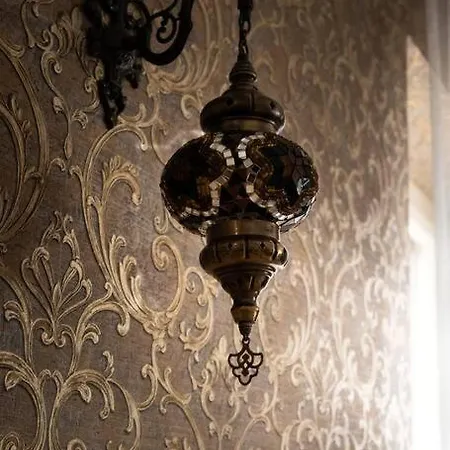 Merulana Penthouse: 5 Minutes Walk From Colosseum Appartamento *