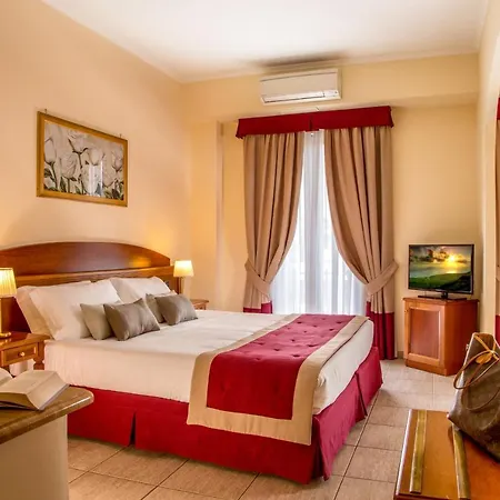Otel Marini Park 3*