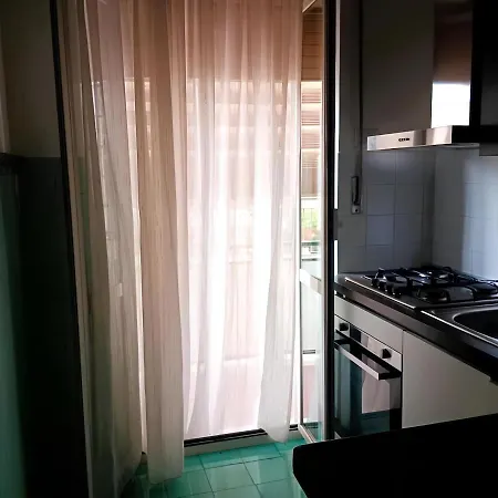 Apartment Graziosa Casetta Vicino Alla Metro Rome