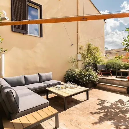 Apartment Casa Arte, A Burghesius Home