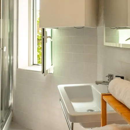 Apartment Clivo's 1 Buddyrent