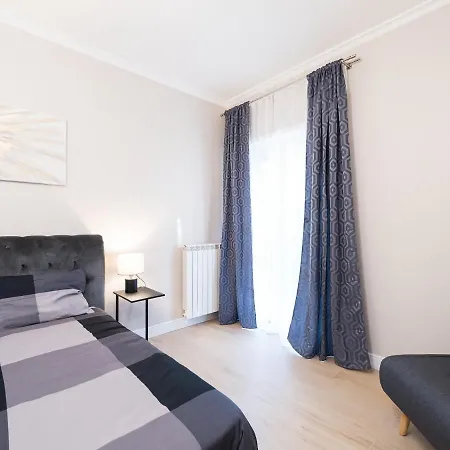 50 Apartment *