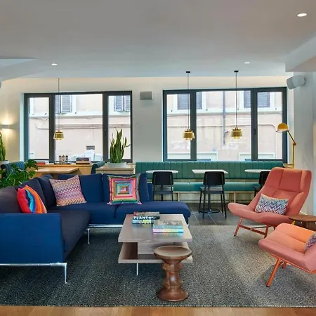 Hotel Citizenm Isola Tiberina 4*