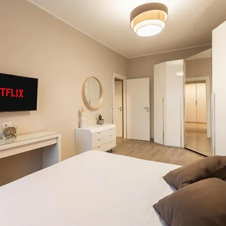Apartment Albadomus *