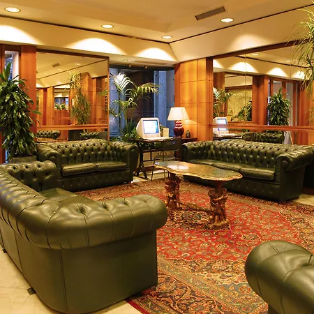Accademia Hotel 3*