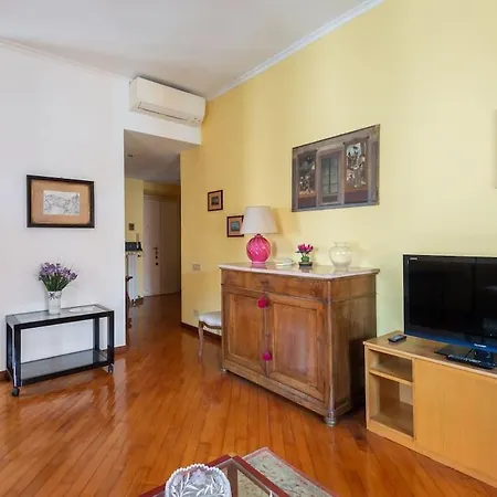 Apartment Porta Pia Elegant Two Bedroom Rome