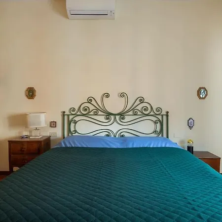 Porta Pia Elegant Two Bedroom Apartment Rome