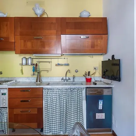 Porta Pia Elegant Two Bedroom Apartment