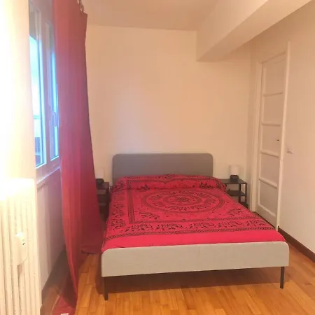 Tiburtina Apartment *