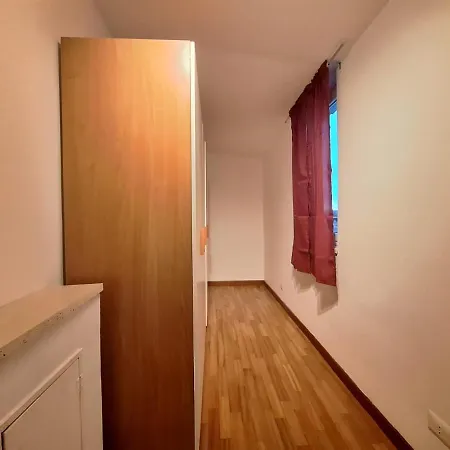 Tiburtina Apartment *