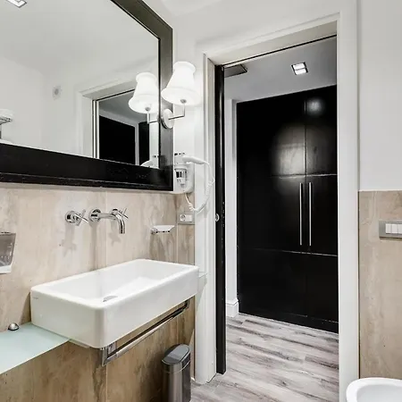Residenza A -via Veneto Fashion -self Check-in Gasthuis