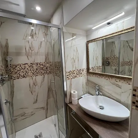 Hotel Ercoli House