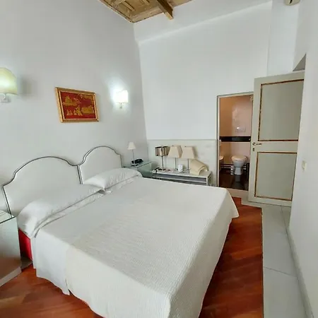 Residenza Al Corso Bed & Breakfast 3*