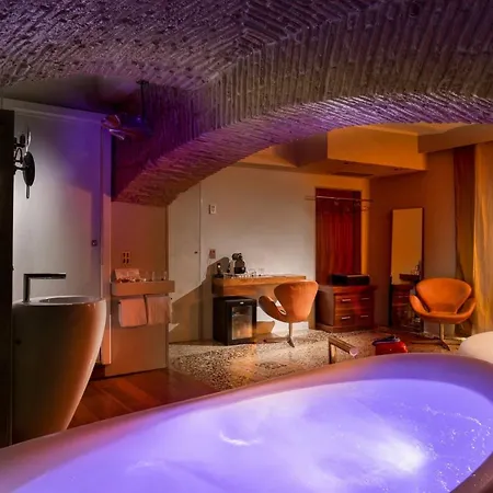 Suitesistina For Brave Lovers Bed & Breakfast Roma