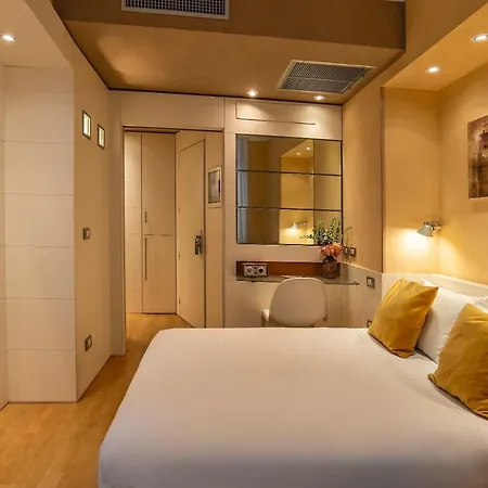 White 4* Rome