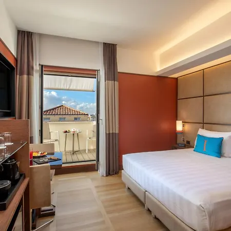 The Independent Hotel 4*