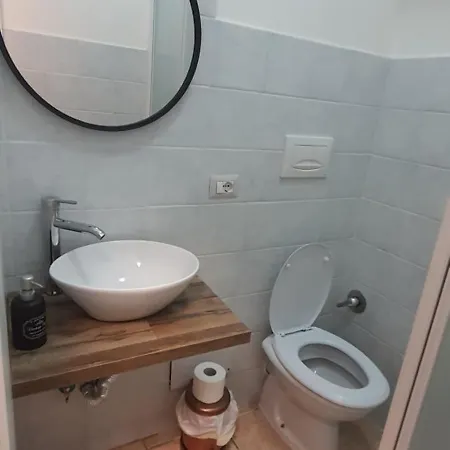 Piazza Ragusa 3*