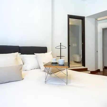 Pgrhome Croce * Rome