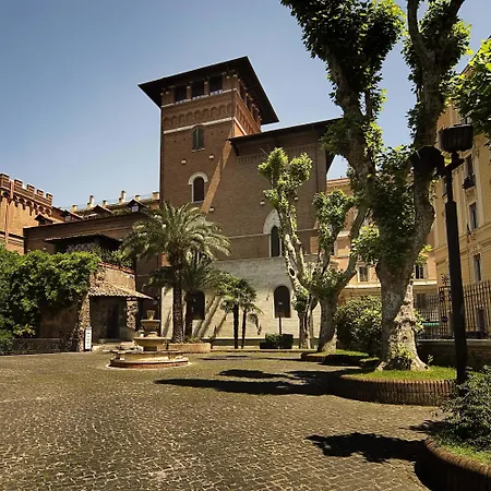 Hotel Ercoli House 2*