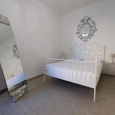 Guest house Roman Forum Holiday Termini Rome