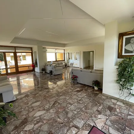 Il Romitello Affittacamere 4*