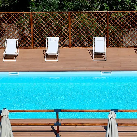Occidental Aurelia Rome
