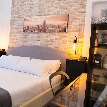 Salotto Piramide 3*