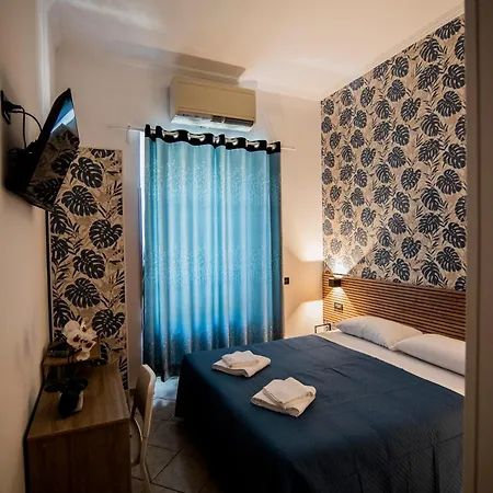 Dell'urbe 2* Rome