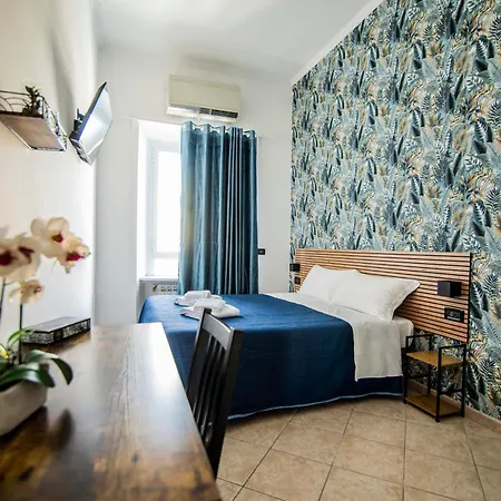 Dell'urbe 2* Rome
