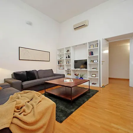 Amleto Apartment *