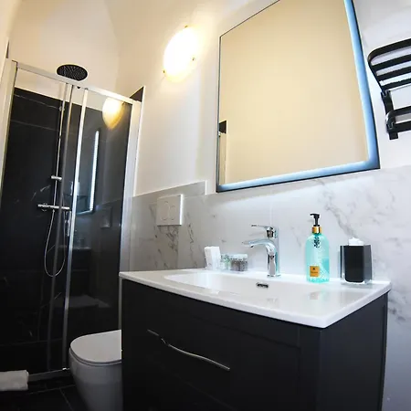 Bq House Colosseum Luxury Rooms Rome