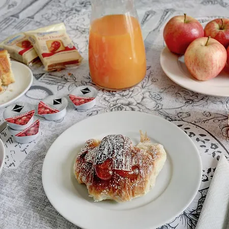Claudia House Termini Bed & Breakfast 2*