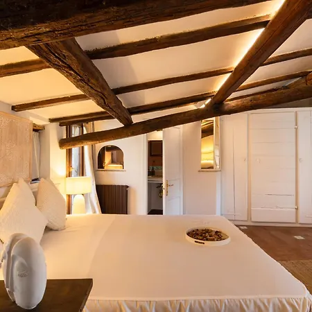 Navona Luxury Terrace Apartment - 12 Guests * Rome