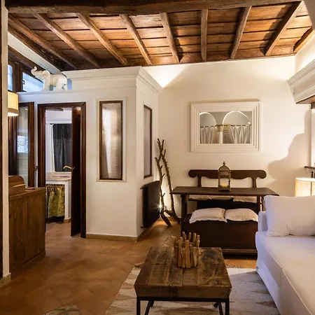 Navona Luxury Terrace Apartment - 12 Guests