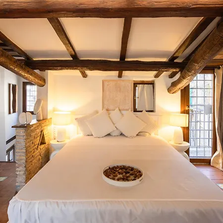 Navona Luxury Terrace Apartment - 12 Guests Apartment *