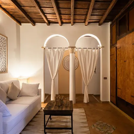 Navona Luxury Terrace Apartment - 12 Guests Rome