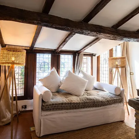 Navona Luxury Terrace Apartment - 12 Guests * Rome