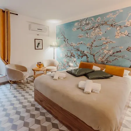L'agata Rome