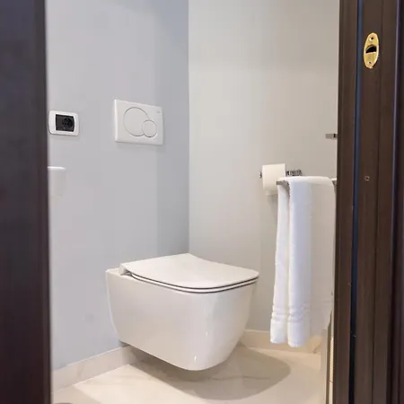 Apartment Pgrhome Croce Rome