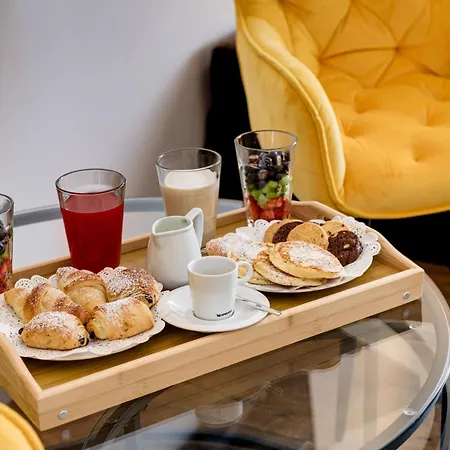 Piazza Farnese Luxury Bed & Breakfast 2*