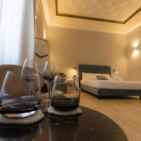 Relais At Via Veneto Pensionat
