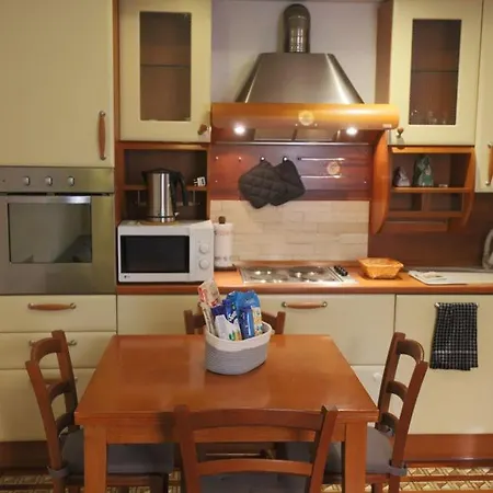 Apartment Your Friend In