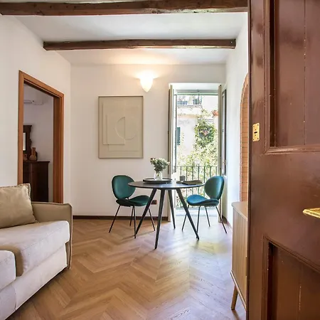 Apartment Palline Balcony Rome