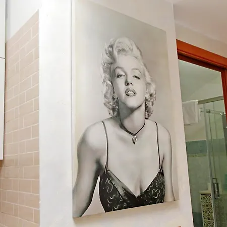 Apartment Gallery *