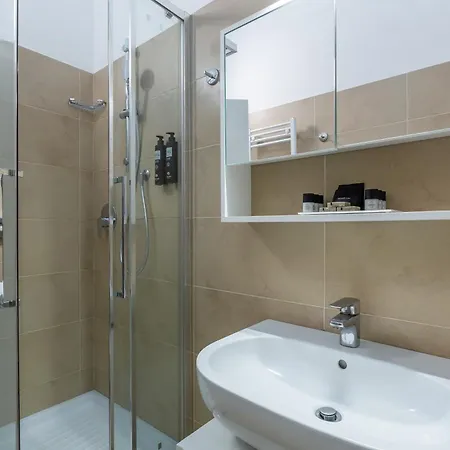 Oriana Homel Apartment