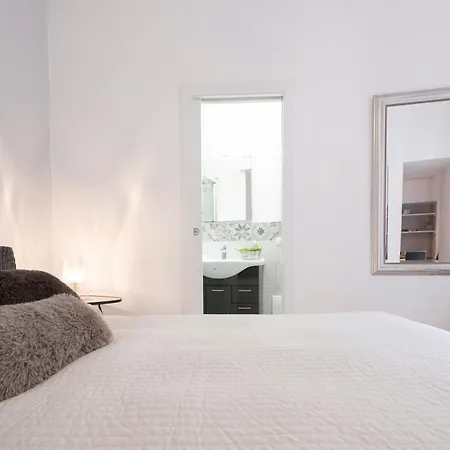 Santonofrio Apartments *