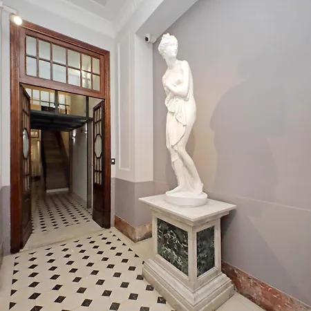 Luxury Spagna Apartment *