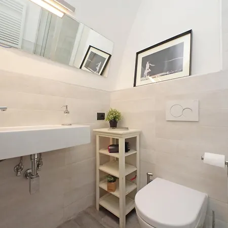 Luxury Spagna Apartmán *