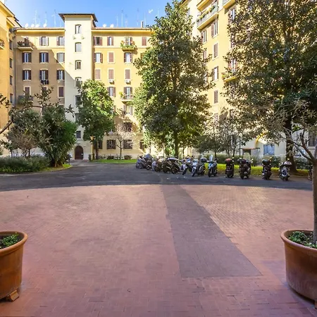 Konukevi Relais Incantesimo Vaticano 2*